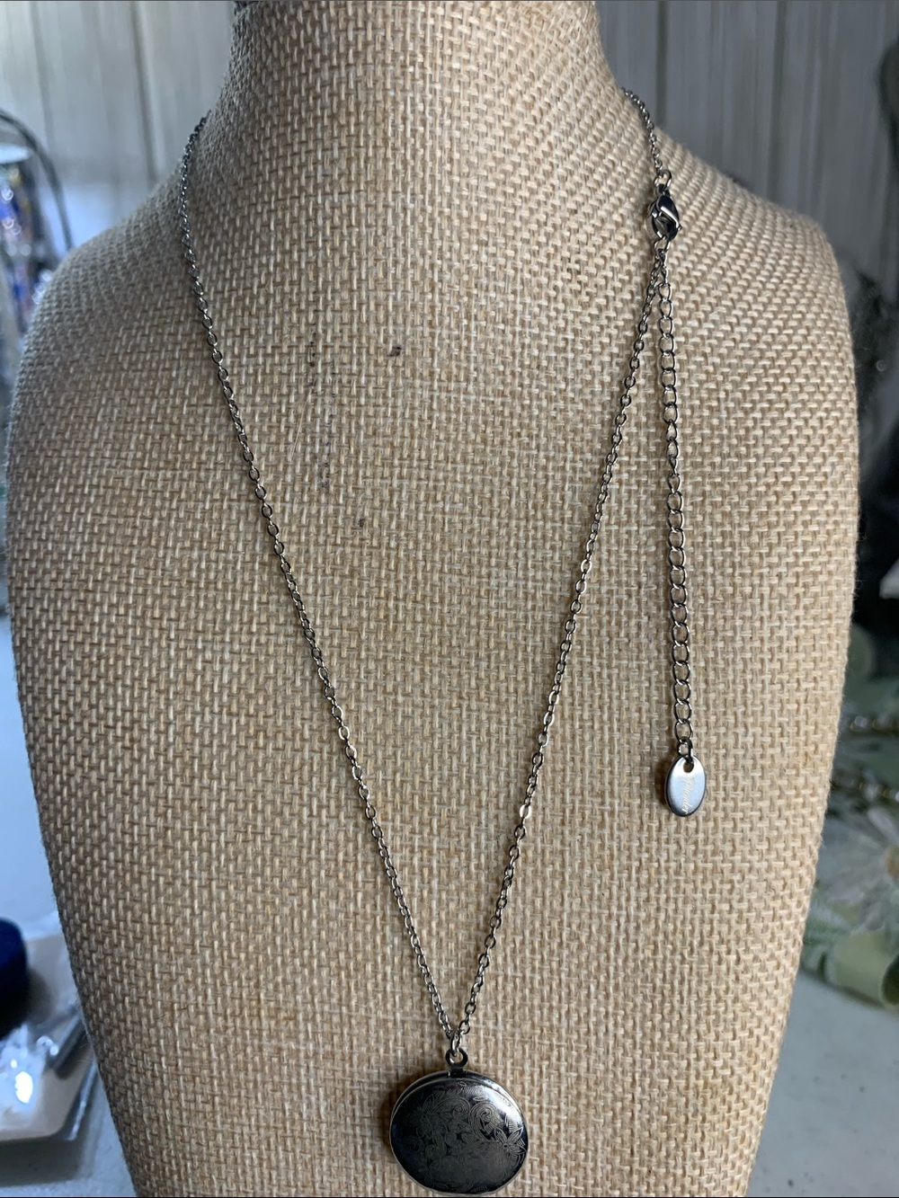Plunder Silver Round Locket Necklace